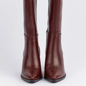 Elegant Brown Leather Women's Boots